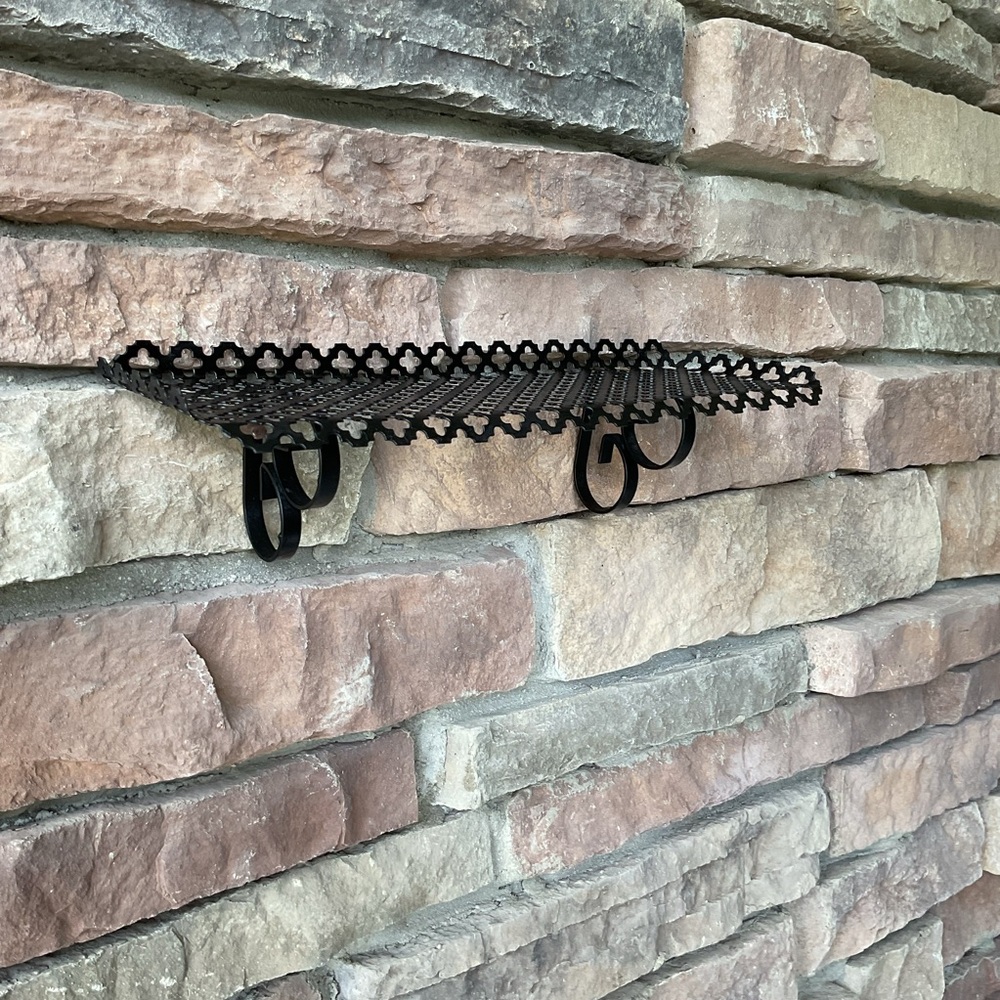 Vintage Mid-Century Modern Metal Rectangular Open Quatrefoil Wall Shelf - Picture 2 of 11